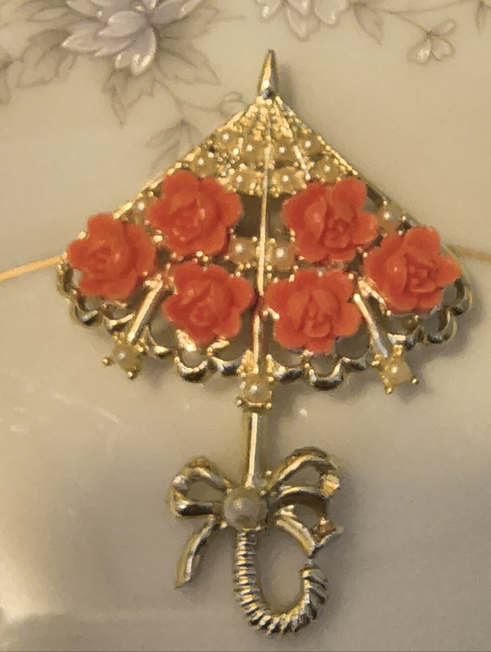Vintage Molded Celluloid Brooch Coral Color Flower 2.5" Umbrella